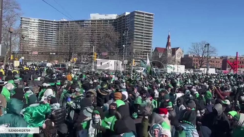 US: Philadelphia Eagles Fans Celebrate Super Bowl Win With Parade 5