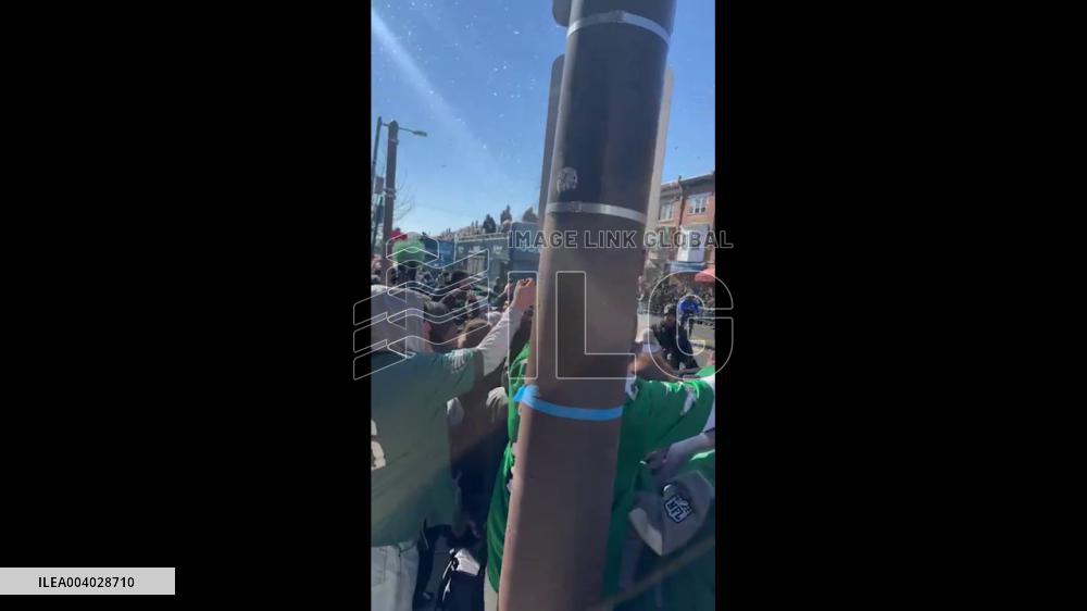 US: Philadelphia Eagles Fans Celebrate Super Bowl Win With Parade 4
