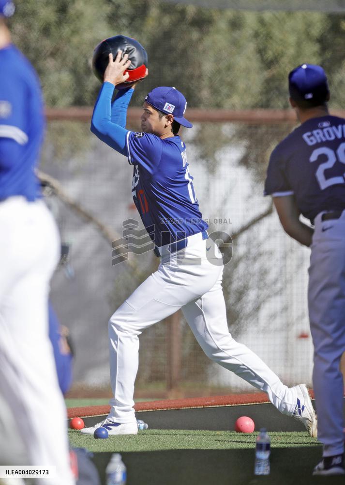 Baseball: MLB spring training