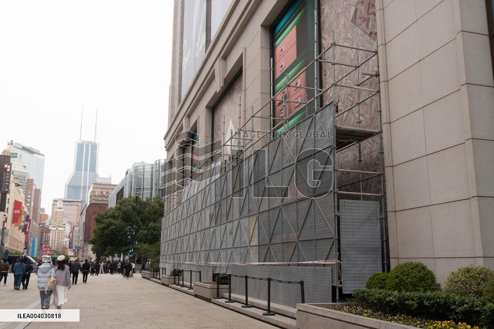 An Closed Gucci Store in Shanghai