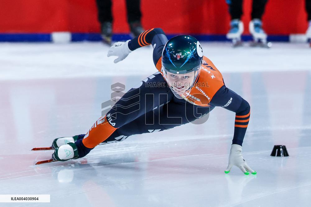 SPORT INVERNALI - Pattinaggio sul Ghiaccio - ISU World Tour Short Track - Milano 2025