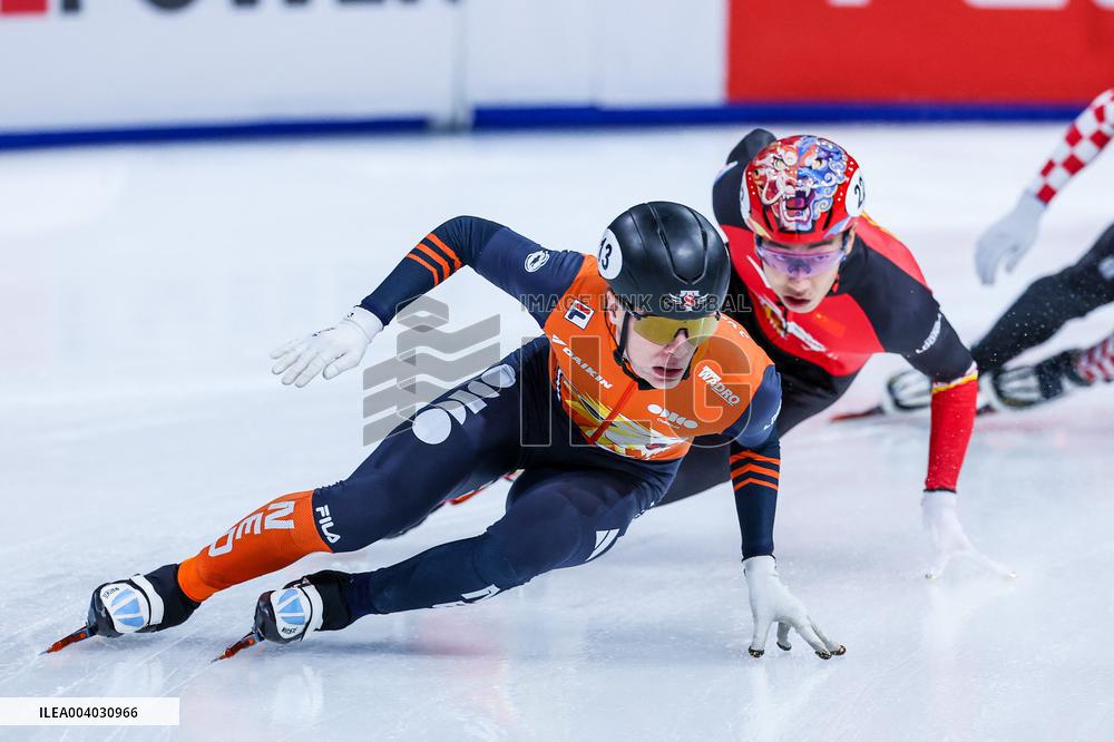 SPORT INVERNALI - Pattinaggio sul Ghiaccio - ISU World Tour Short Track - Milano 2025