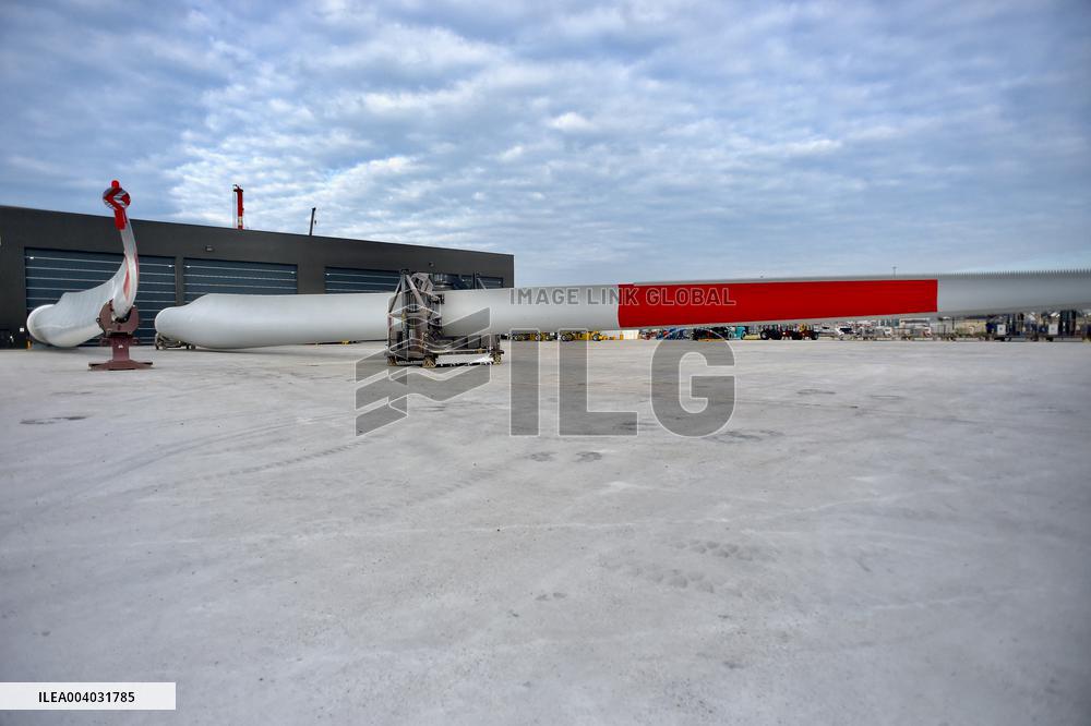 Marc Ferracci French Minister for Industry and Energy Visits Siemens Le Havre