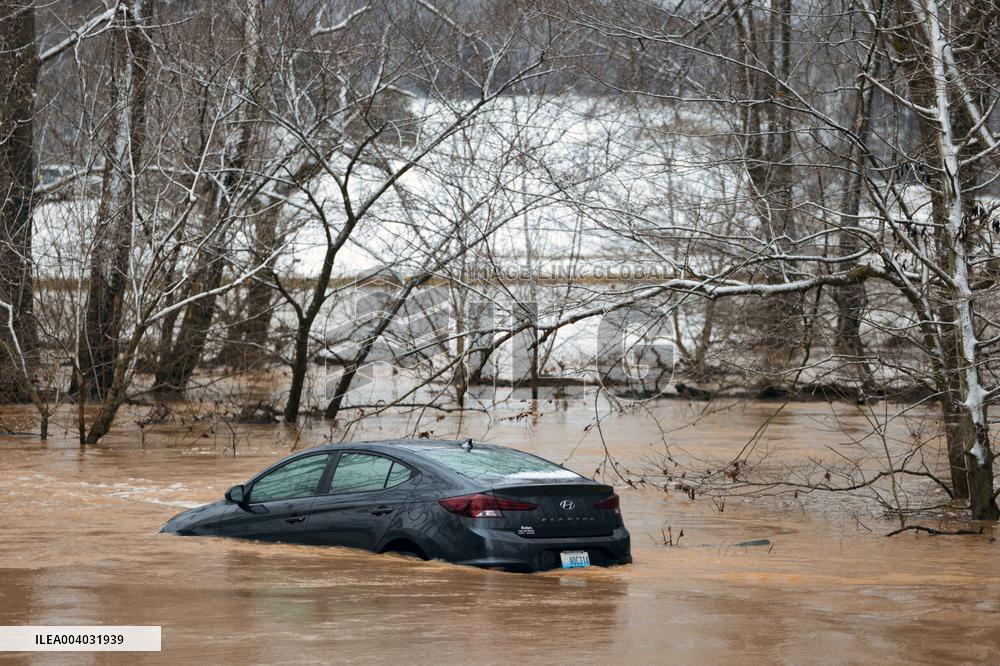 9 Killed As Winter Storms Batter Kentucky