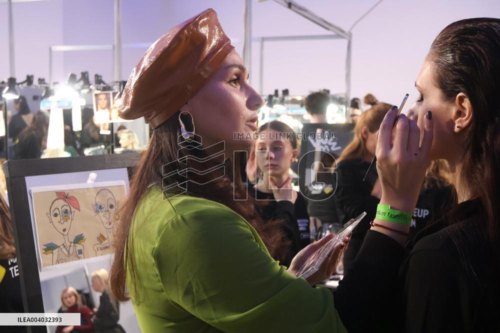 Khrystyna Rachytska presents new collection at UFW in Kyiv