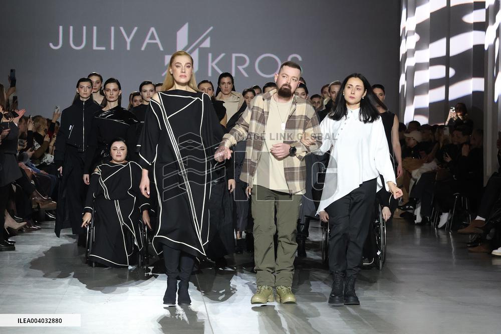 Juliya Kros fashion show at UFW in Kyiv