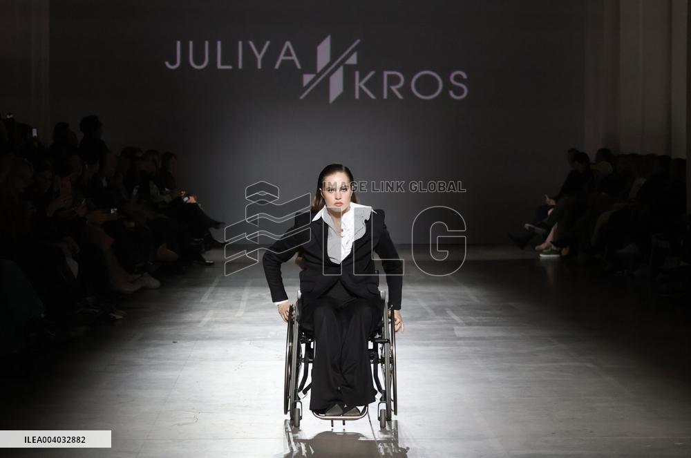 Juliya Kros fashion show at UFW in Kyiv