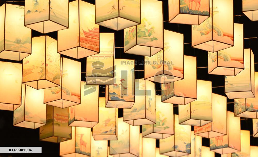 Lantern Wall in Nanning