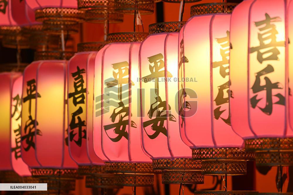 Lantern Wall in Nanning