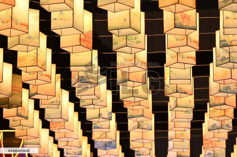 Lantern Wall in Nanning