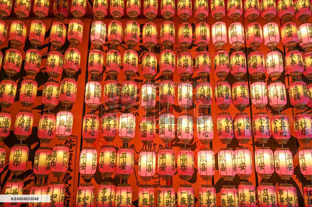 Lantern Wall in Nanning