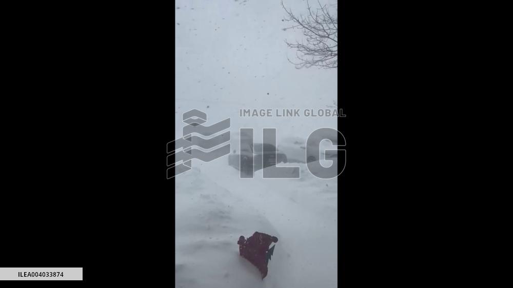 US: Winter Storm Brings Intense Lake-Effect Snow To Upstate New York