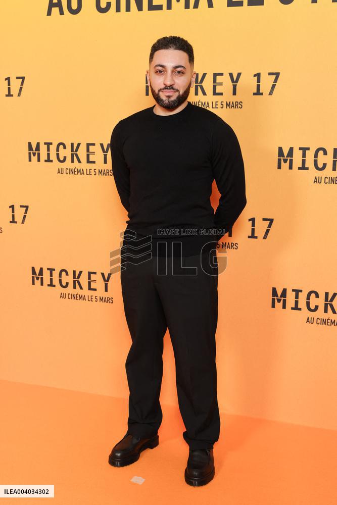 Mickey 17 Premiere - Paris