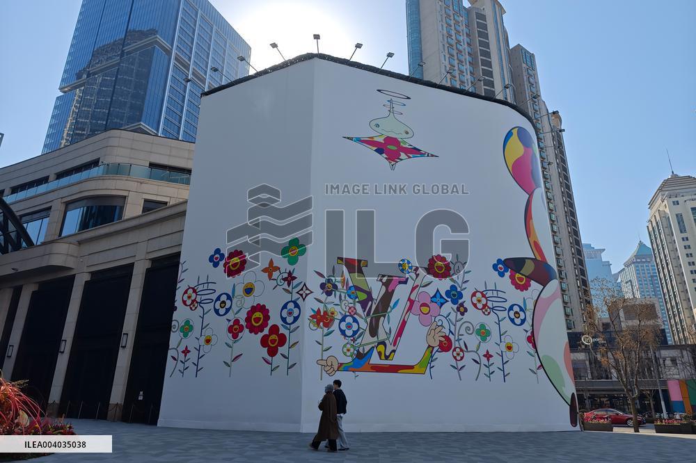 Giant LV AD in Shanghai
