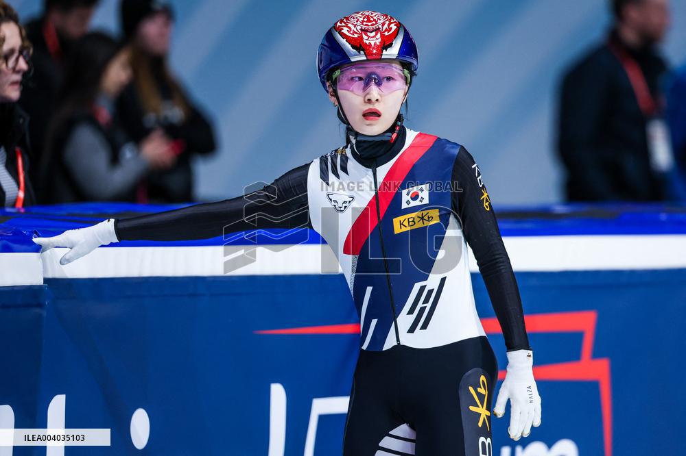 SPORT INVERNALI - Pattinaggio sul Ghiaccio - ISU World Tour Short Track - Milano 2025