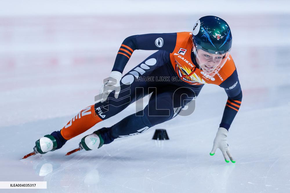 SPORT INVERNALI - Pattinaggio sul Ghiaccio - ISU World Tour Short Track - Milano 2025