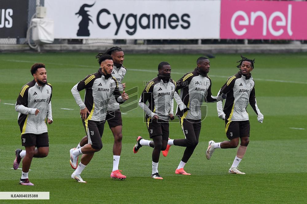 CALCIO - UEFA Champions League - Juventus Training