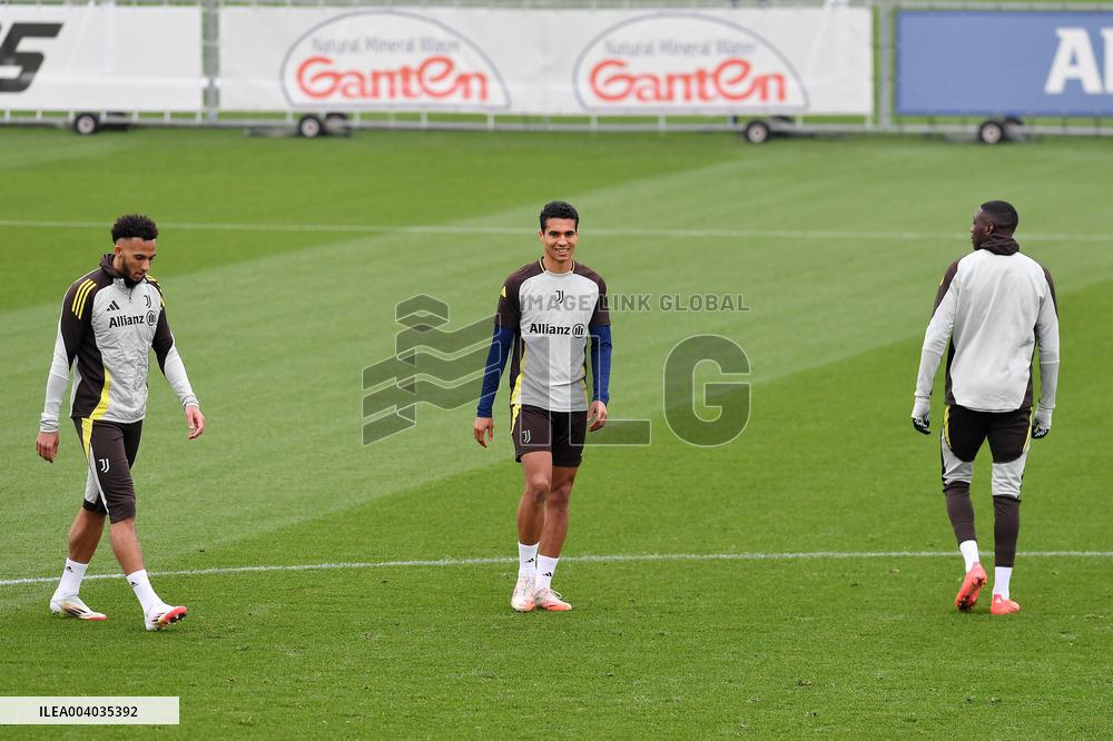 CALCIO - UEFA Champions League - Juventus Training