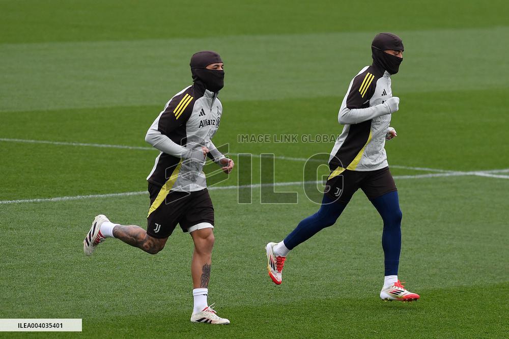 CALCIO - UEFA Champions League - Juventus Training
