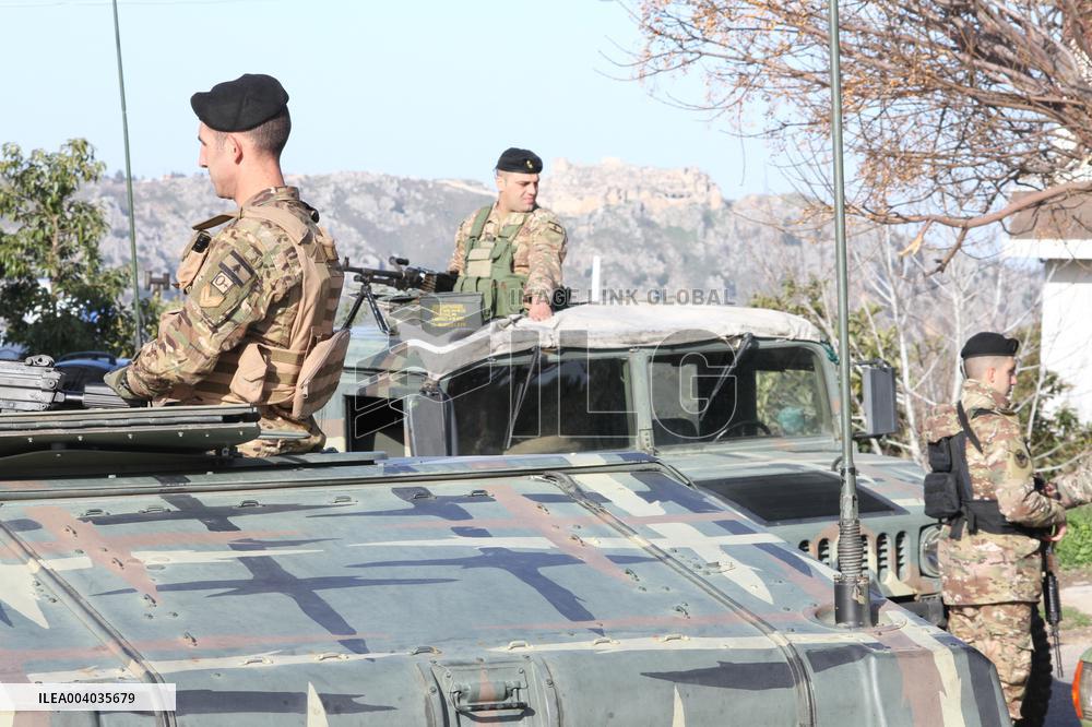 Israel Army Withdraws But Keeps Five Positions In South Lebanon