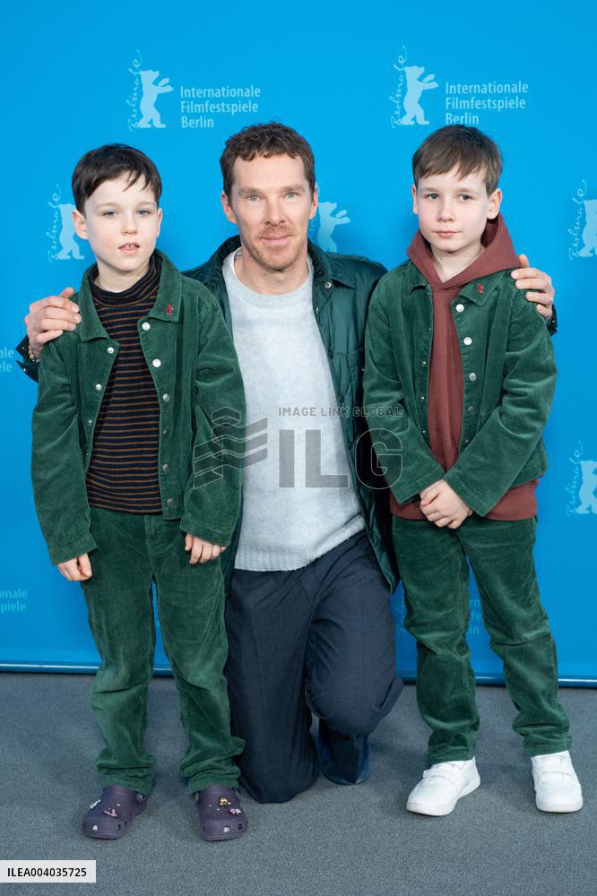 Berlinale The Thing with Feathers Photocall