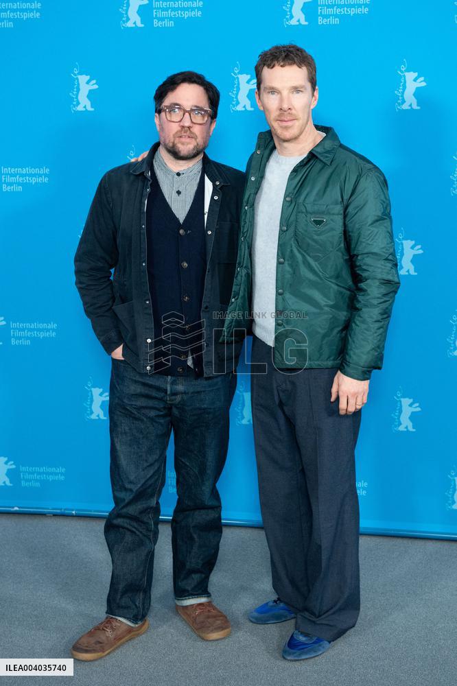 Berlinale The Thing with Feathers Photocall