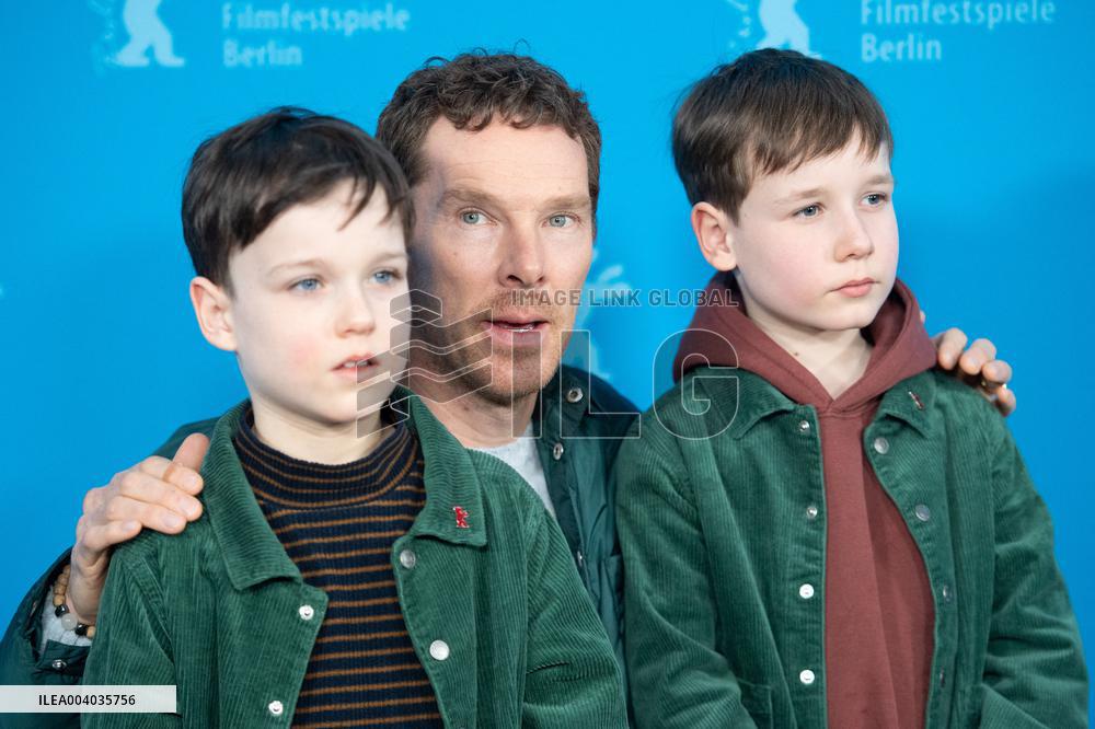 Berlinale The Thing with Feathers Photocall