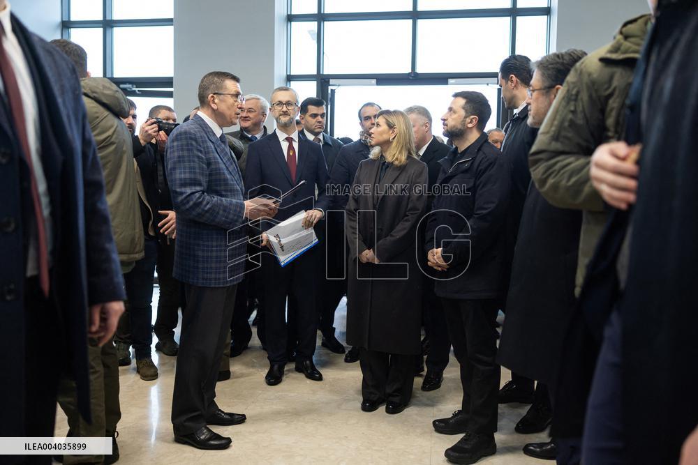 Zelensky And First Lady Inaugurate Ukraine's New Embassy - Ankara