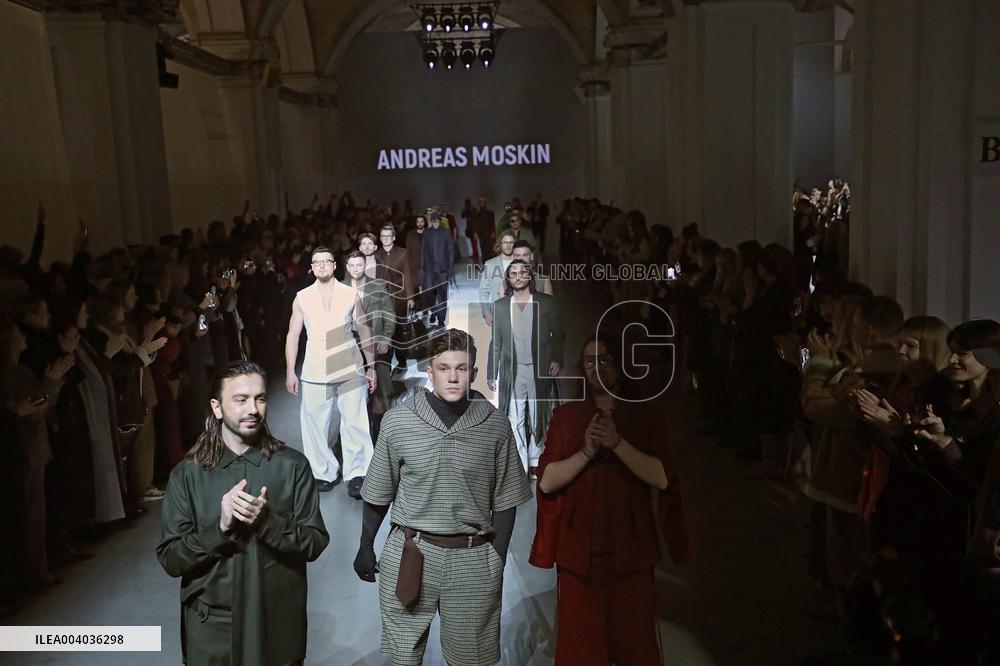 War veterans take to catwalk at Ukrainian Fashion Week