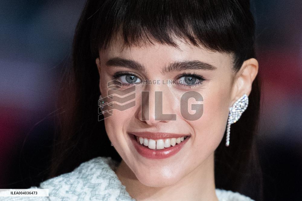 Berlinale The Thing with Feathers Premiere