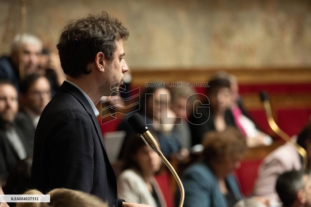 Questions to the Government - Paris