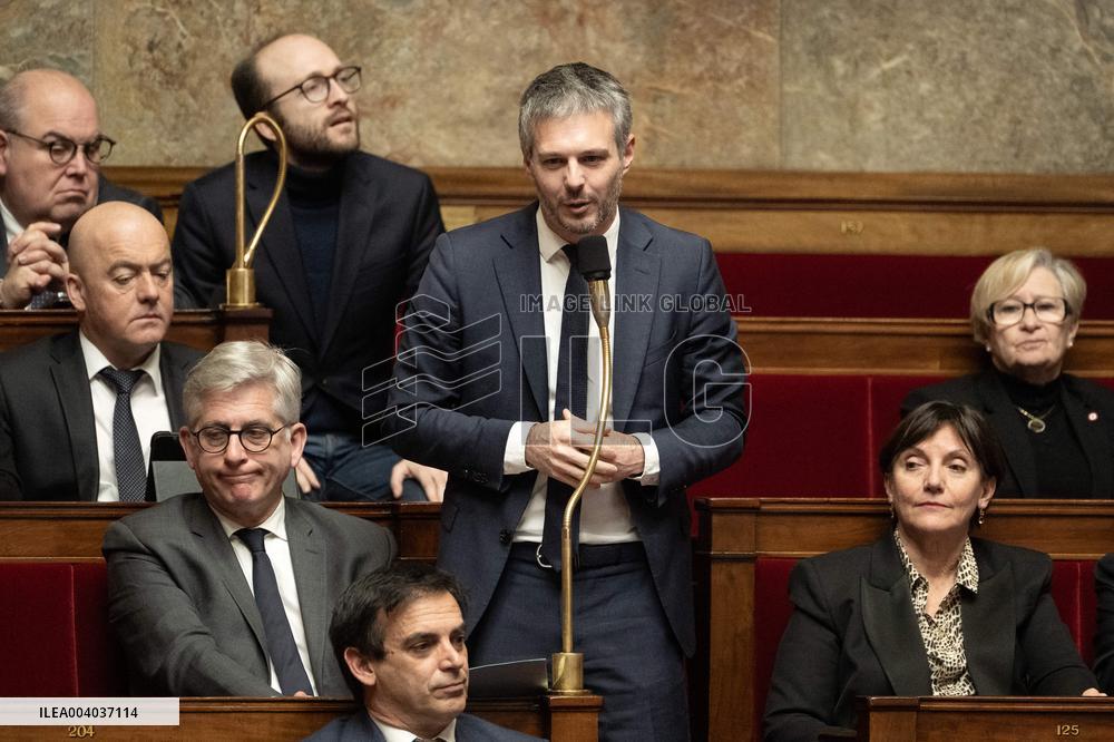 Questions to the Government - Paris