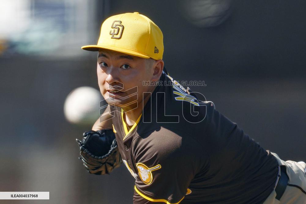 Baseball: MLB spring training