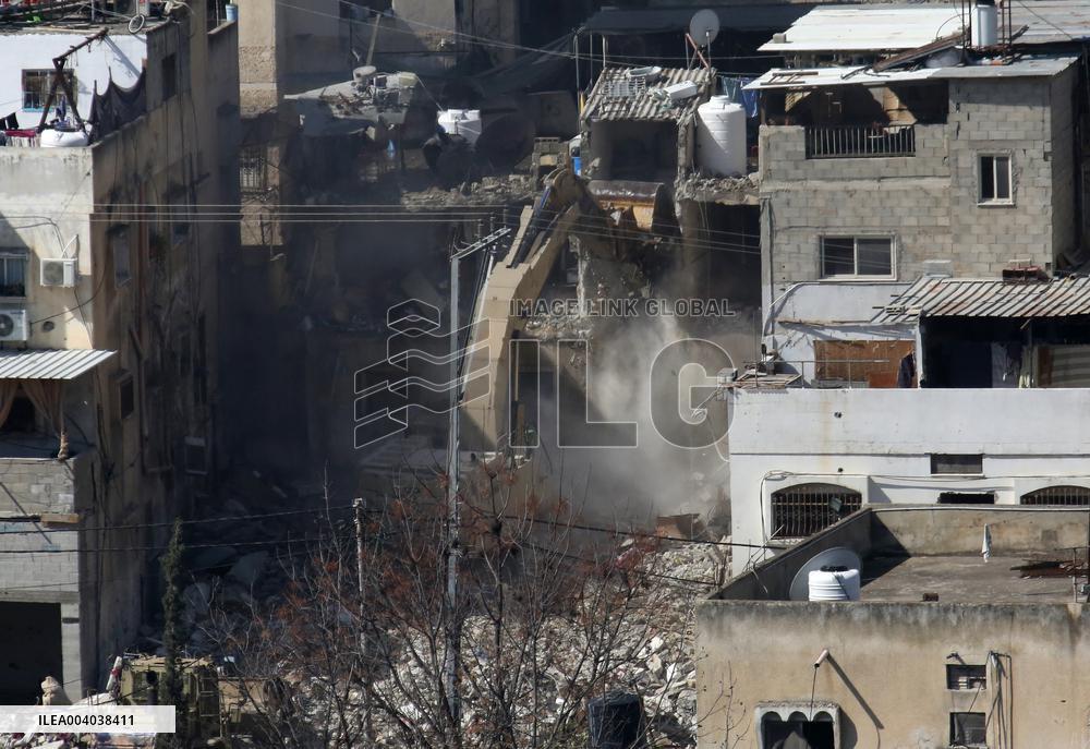 Israeli Army Demolishes Palestinian Homes - West Bank