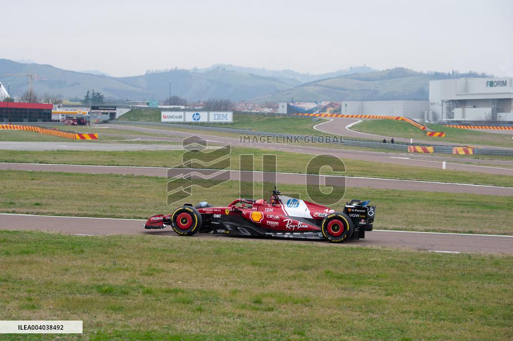 MOTORI - Formula 1 - Shakedown - Ferrari SF-25