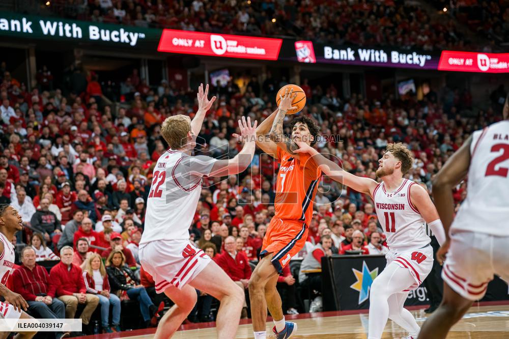 Wisconsin Badgers Vs. Illinois Fighting Illini