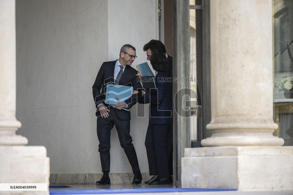 Weekly Cabinet Meeting - Paris