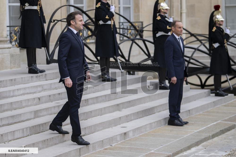 French President Welcomes Romanian President - Paris