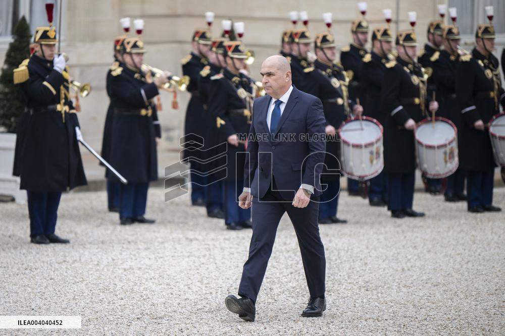 French President Welcomes Romanian President - Paris