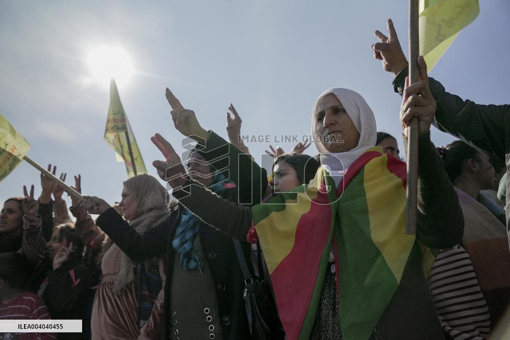 Funeral of two SDF fighters killed by Turkish-backed SNA - Kobani