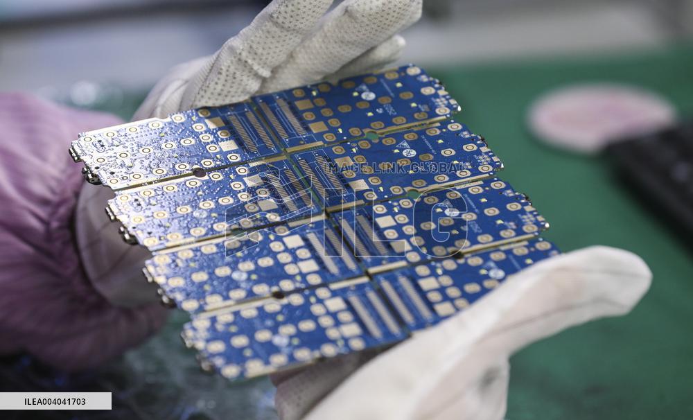 Electronic Circuit Board Production in Huai'an