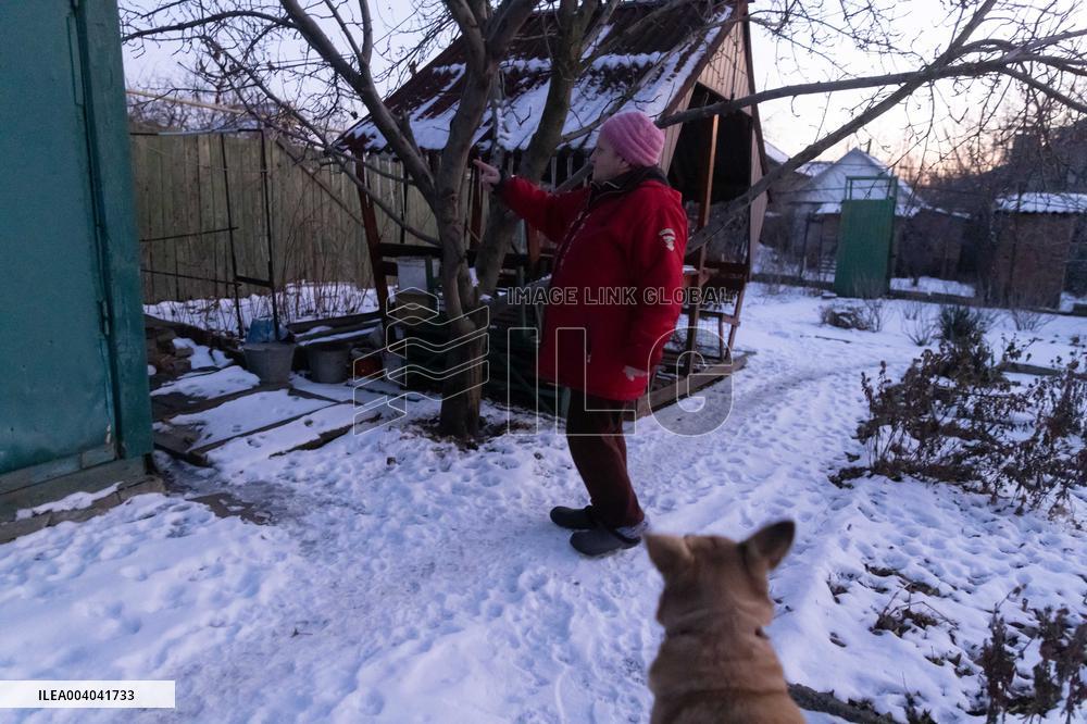 Resident Laments Shattered Windows After Russian Strike - Kostyantynivka