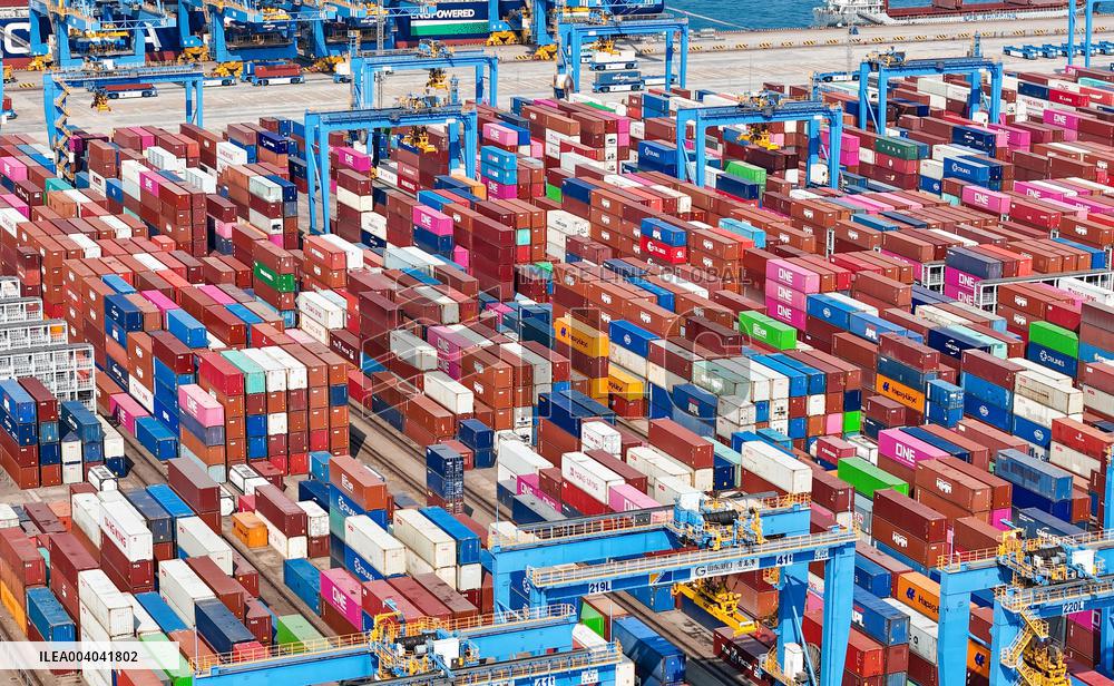 World Class Ocean Port Cluster