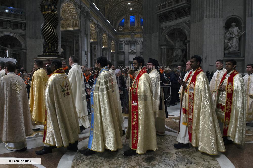 Msgr Ciampanellis Ordination at St Peters - Vatican