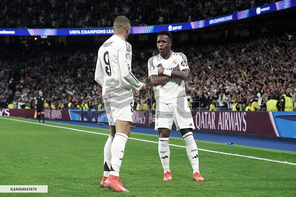 Real Madrid v Manchester City - Madrid