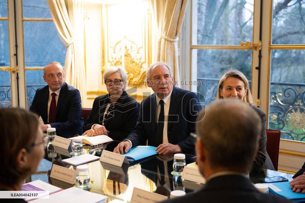 Pensions Report Results At Hotel Matignon - Paris