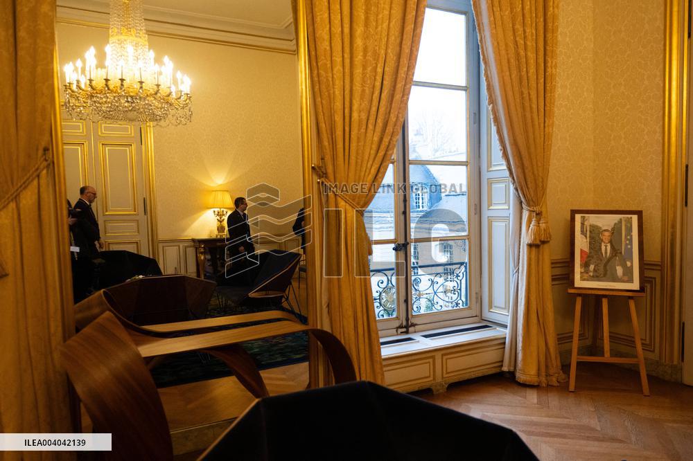 Pensions Report Results At Hotel Matignon - Paris