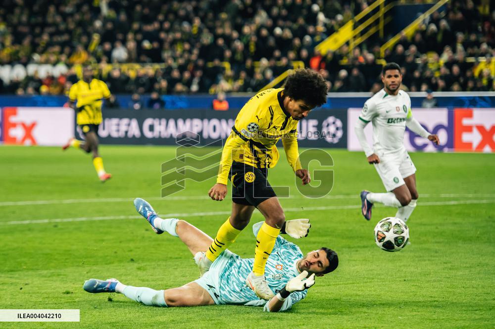Borussia Dortmund v Sporting Clube de Portugal - UEFA Champions League 2024/25 League Knockout Play-off Second Leg