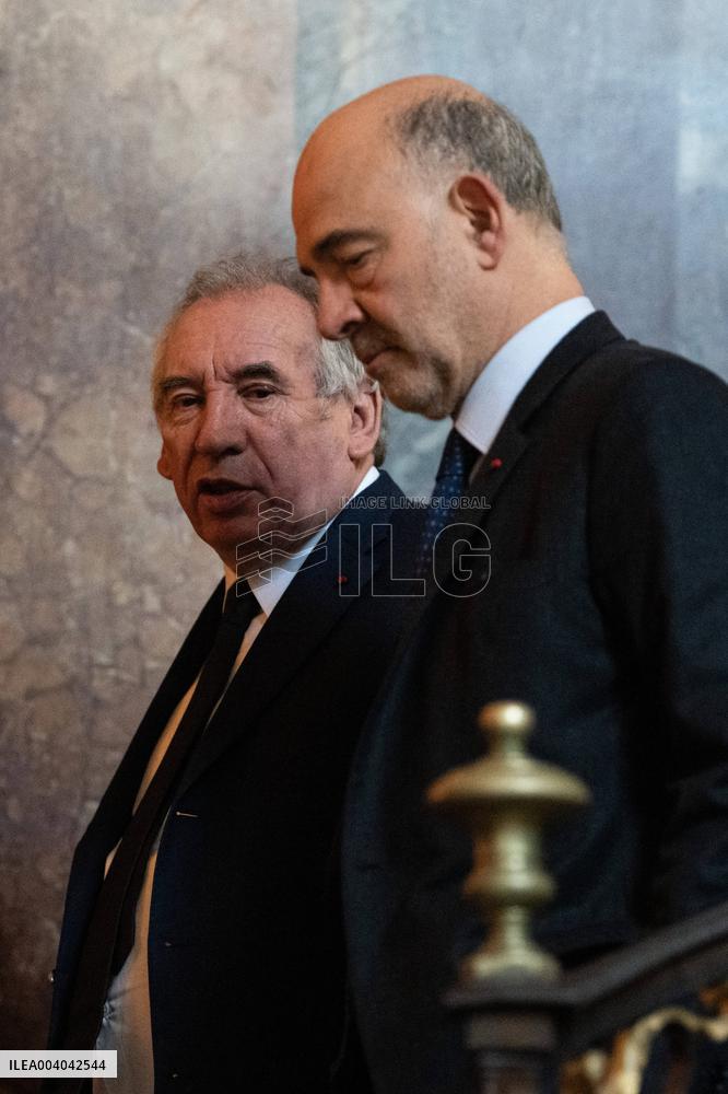 Pensions Report Results At Hotel Matignon - Paris