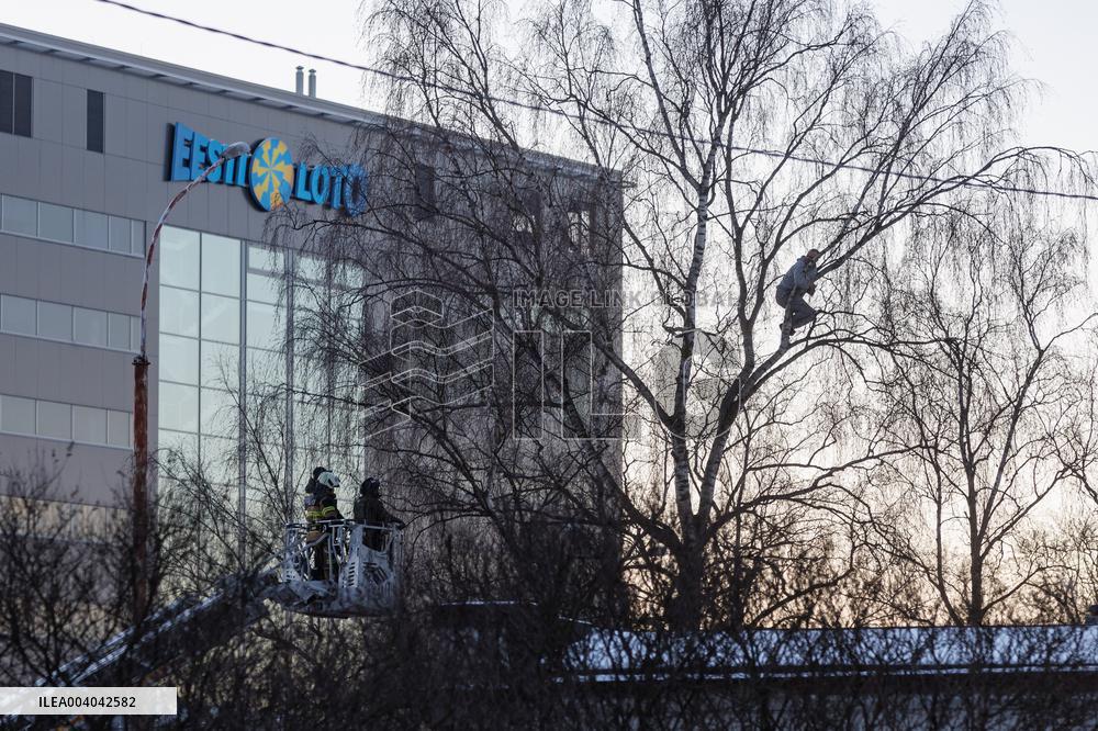 Unpredictable behavior of a man causing a traffic accident